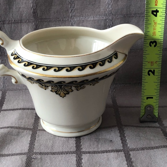 Syracuse China Athena Creamer - Picture 12 of 14